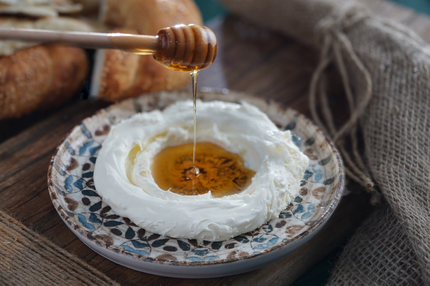 قشطة بالعسل