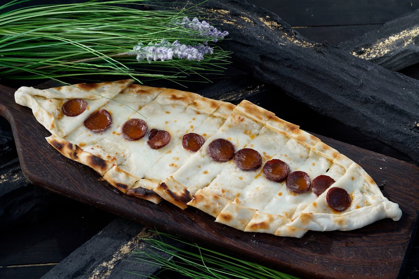 بيدا السجق والجبن