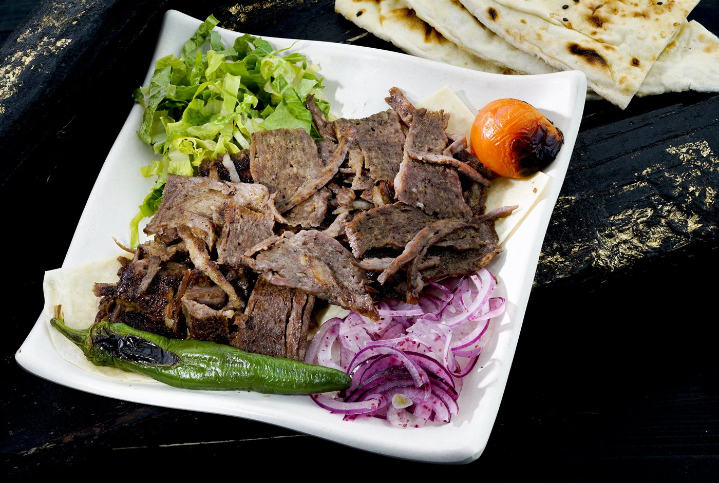 طبق دونر لحم